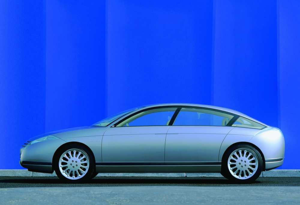 Citroen C6 Lignage 003.jpg